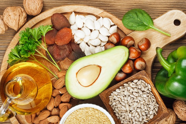 Exploring Vitamin E (Dim E): Benefits and Dietary Sources